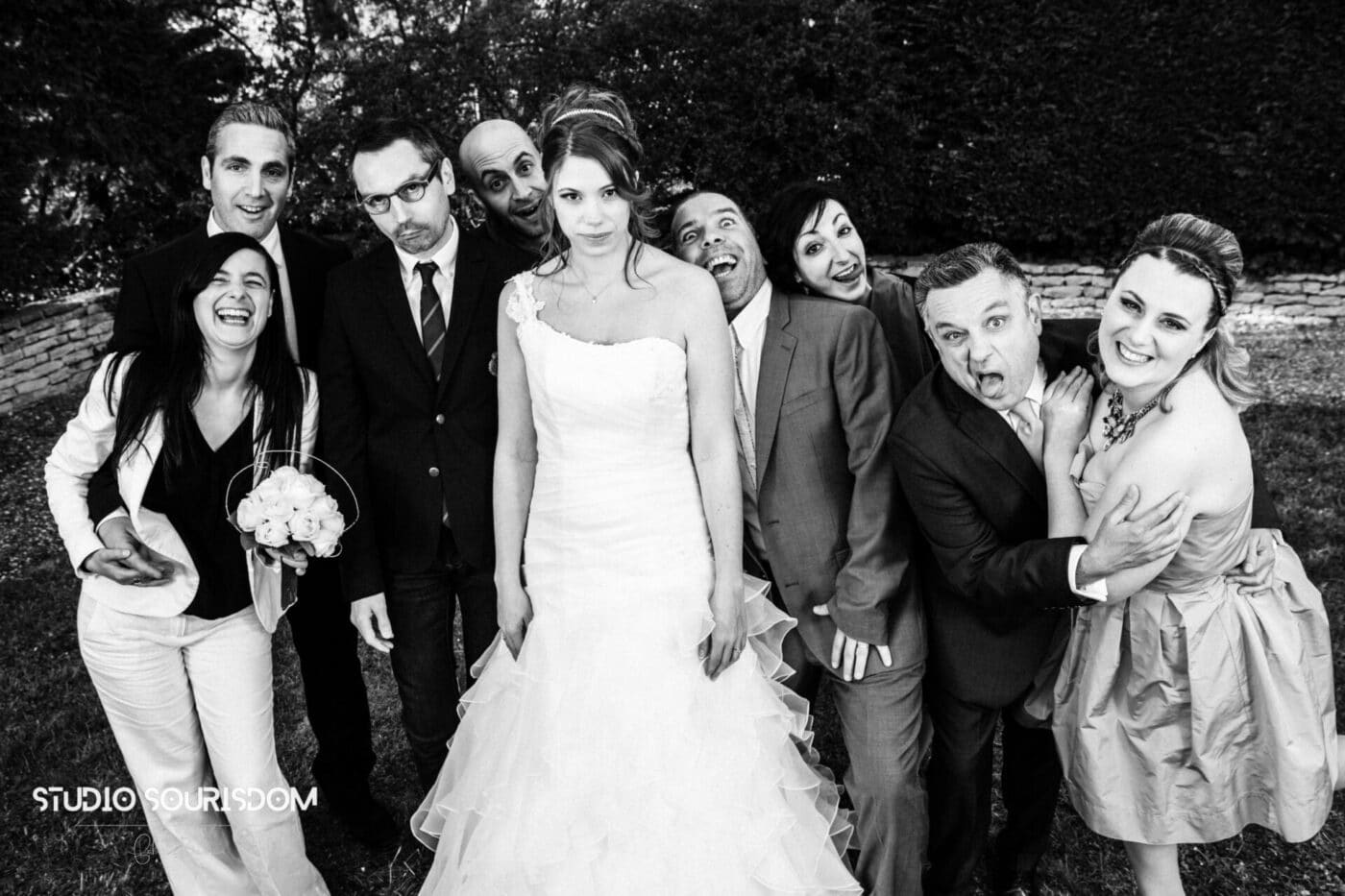 Photo décalée de groupe mariage à Lyon