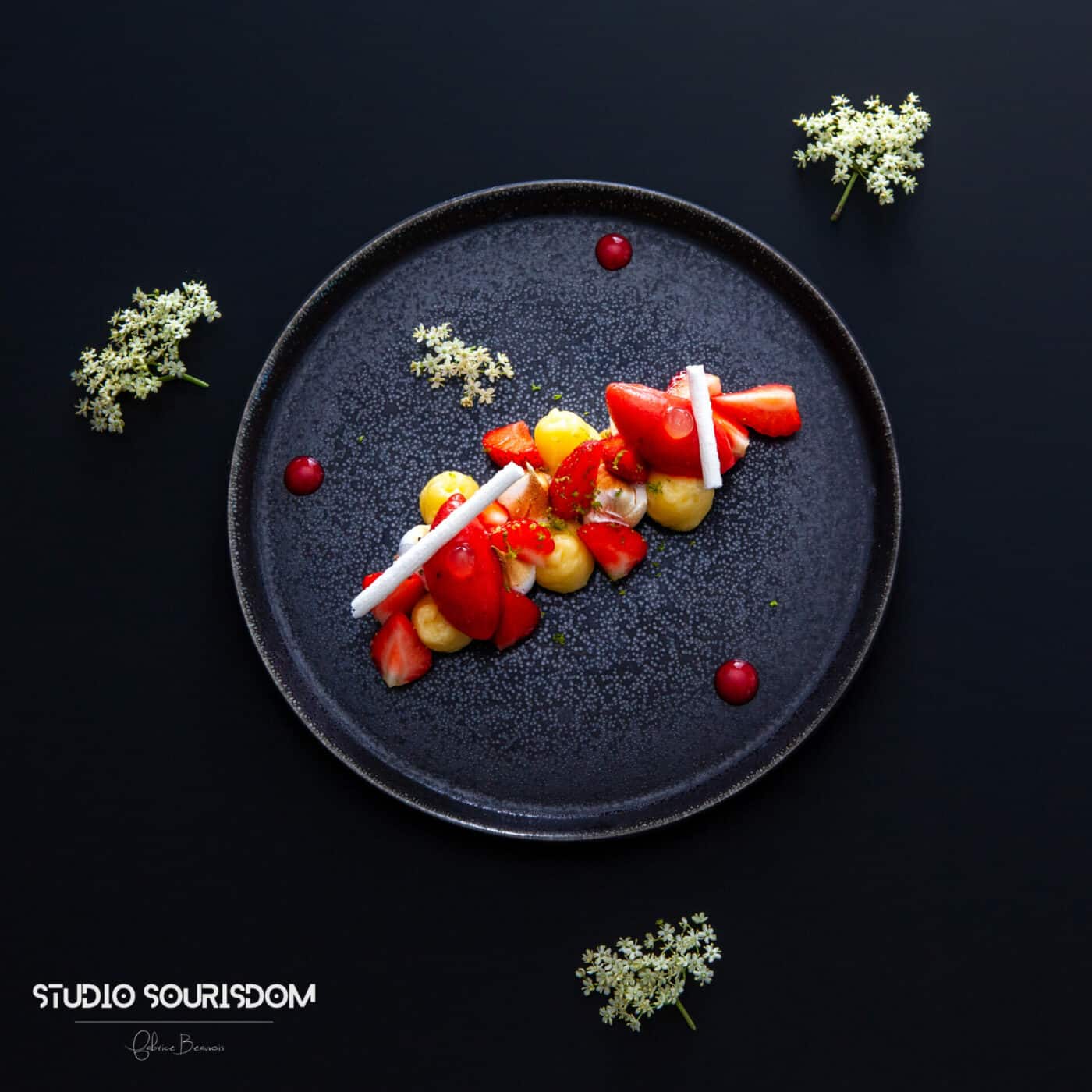 Photographie culinaire, l'art sublimer le goût par la beauté des couleurs pour cette photographie culinaire de Gilles Roux chef de l'Hôtel Restaurant La Tour à Dunières en Haute-Loire